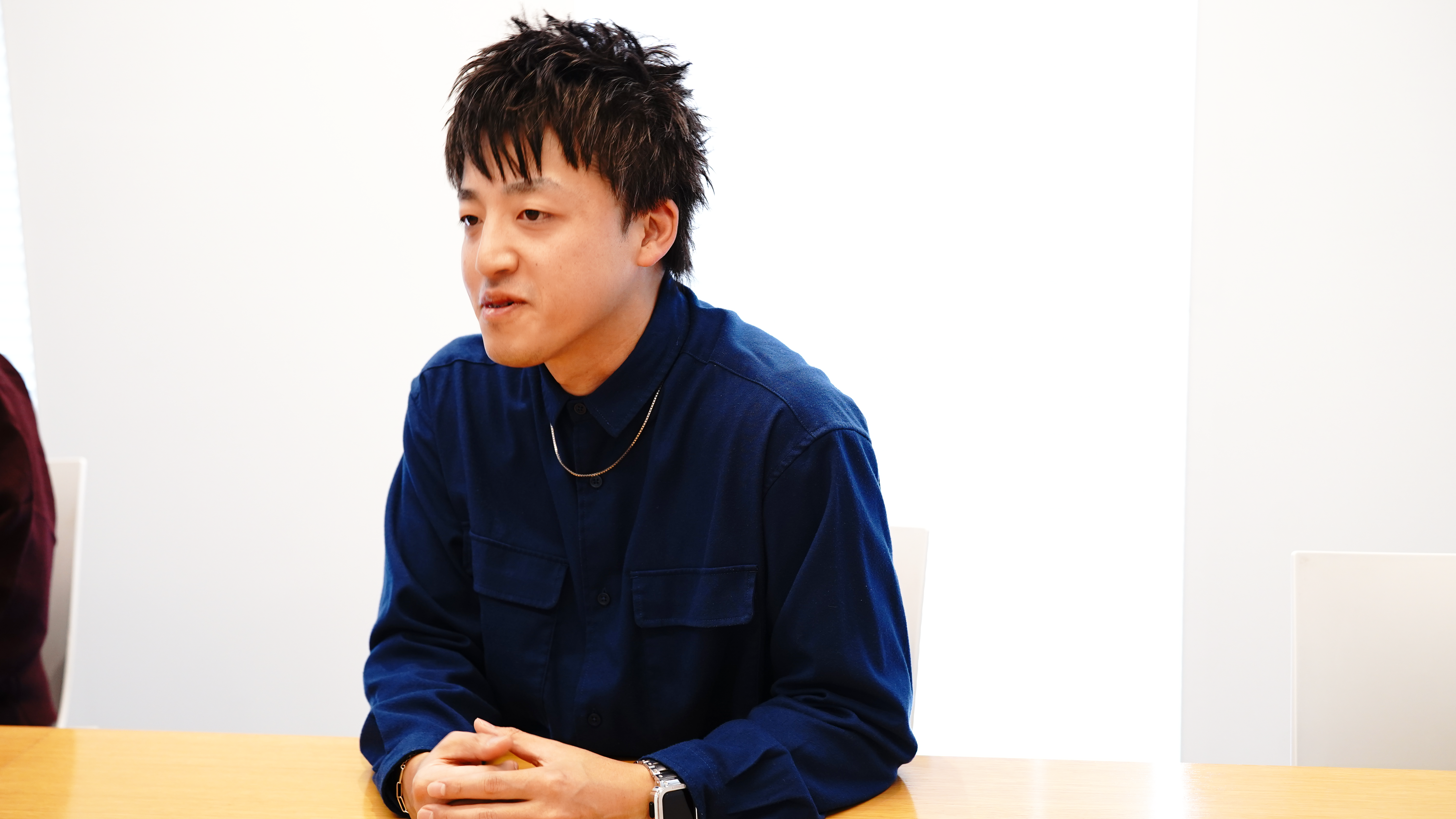 真面目な表情の中原さん